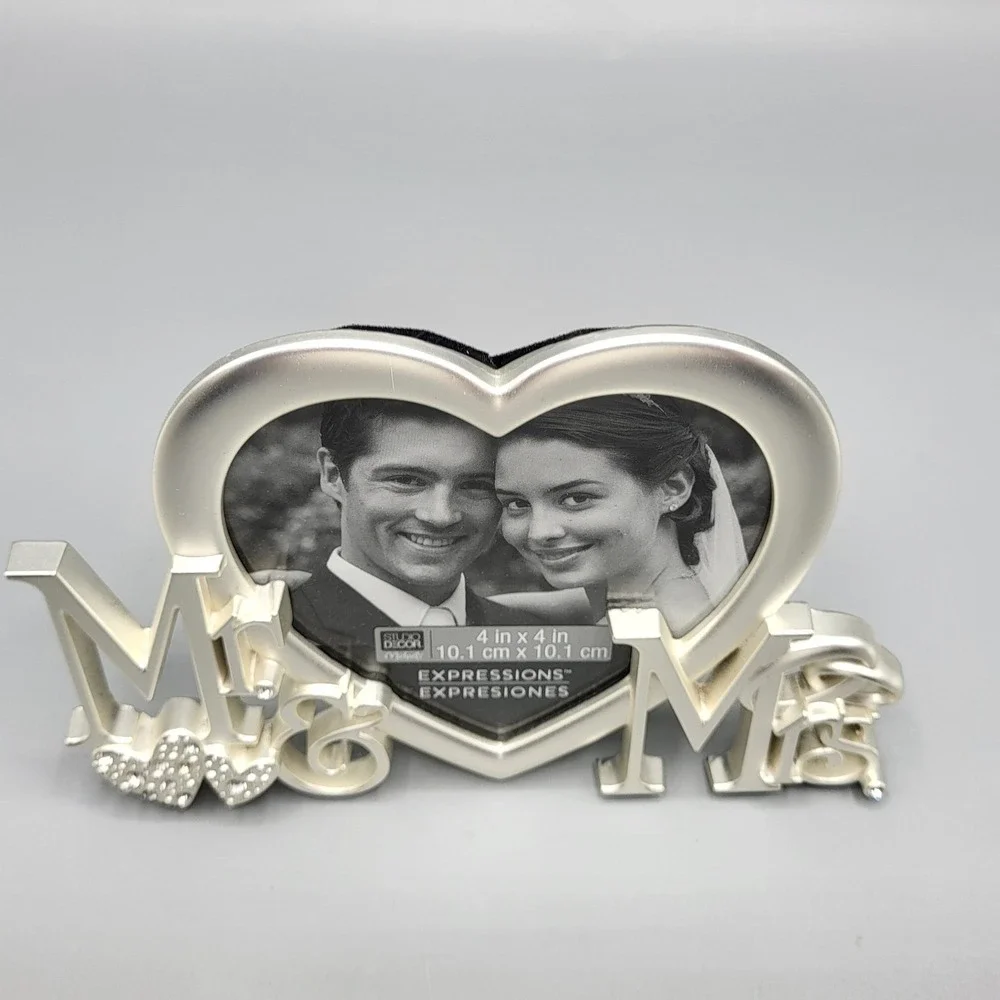 Studio Decor Mr & Mrs Picture Frame 4
